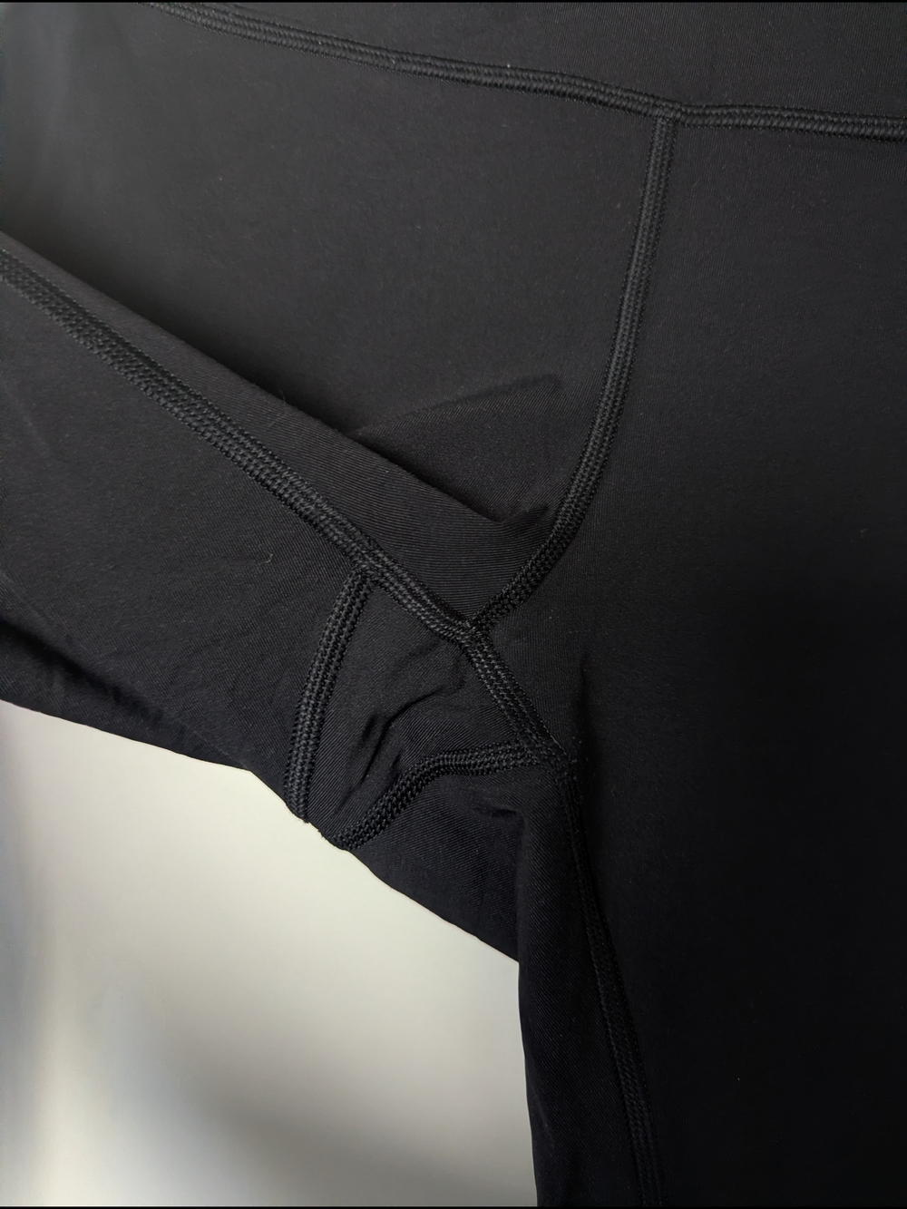 Lululemon Black High-Rise Align Leggings Tall Length - Picture 4 of 5